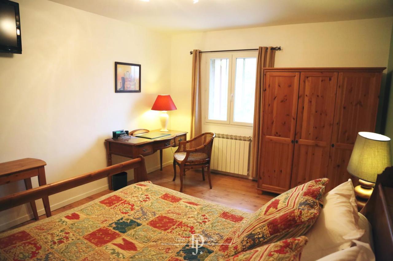 Bed and Breakfast Mas de la Sauline à La Roque-d'Antheron Extérieur photo