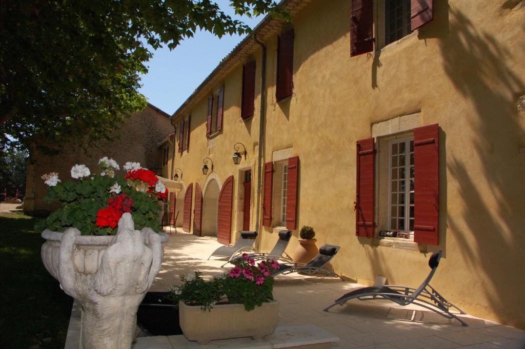Bed and Breakfast Mas de la Sauline à La Roque-d'Antheron Extérieur photo